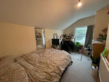 5 bedroom terraced house to rent - Photo 3