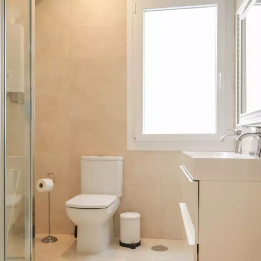 3-bedroom apartment for rent in Embajadores. - Foto 1