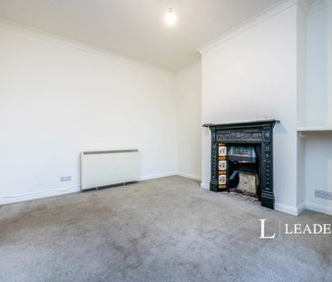 3 bedroom house to rent Jubilee Terrace, Stony Stratford, Milton Ke... - Photo 3