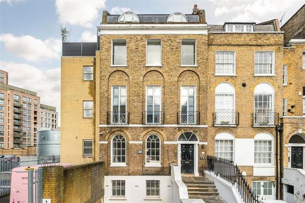 Kennington Road, London, SE11 - Photo 1