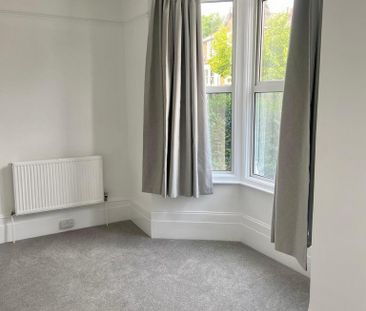 2 bedroom maisonette to rent - Photo 6