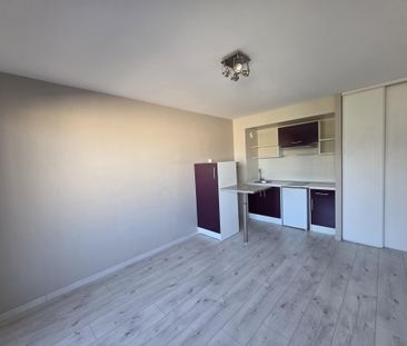 Location Appartement 2 pièces 28m² RODEZ 12000 - Photo 3