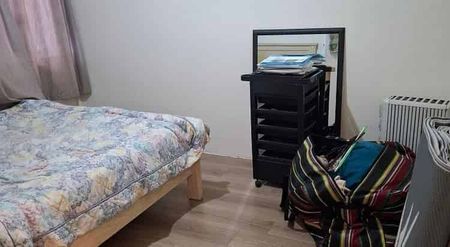 3 Bedroom Townhouse in Northcote - Photo 2