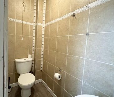 Room in a Shared House, The Polygon, SO15 - Photo 6