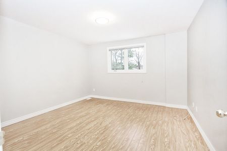 For Lease - 115 Apache Trail Unit# Upper, Toronto, Ontario - Photo 4