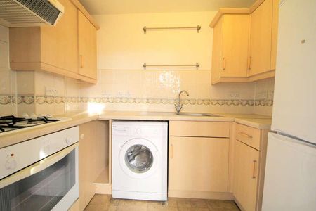 Pennington Drive, Winchmore Hill, N21 - Photo 3