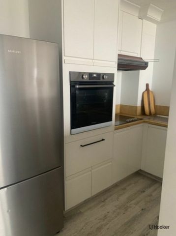 FURNISHED OCEAN VIEW APARTMENT - SHORT TERM LEASE - Photo 5