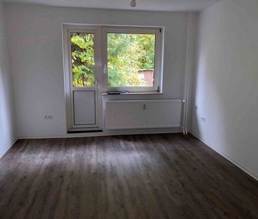 Schicke 3-Zimmer-Wohnung mit Balkon - Foto 1