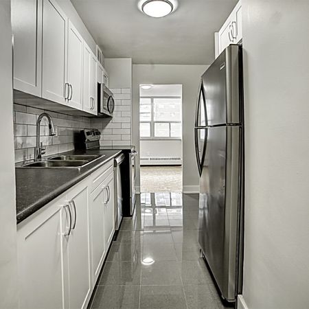 Yorkwoodsgate Apartments - Photo 4