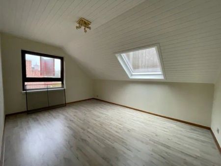 Zeer ruim appartement met 5 slaapkamers op topligging in het centrum van Geel! - Photo 3