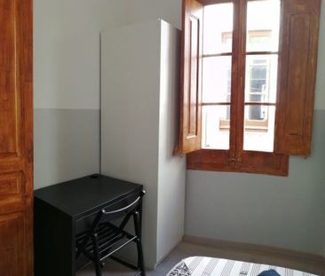 Carrer de Ferlandina, Barcelona, Catalonia 08001 - Photo 4