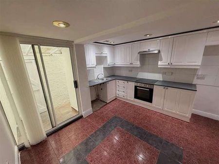 Netherby Street, Liverpool, L8 - Photo 5