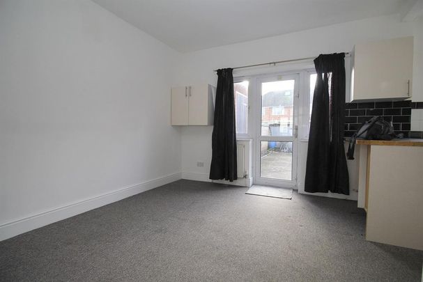 3 bedroom detached house to rent - Photo 1