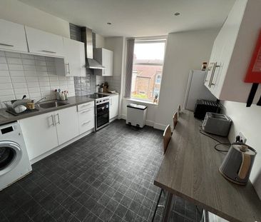 1 bedroom house of multiple occupation to rent - Photo 6