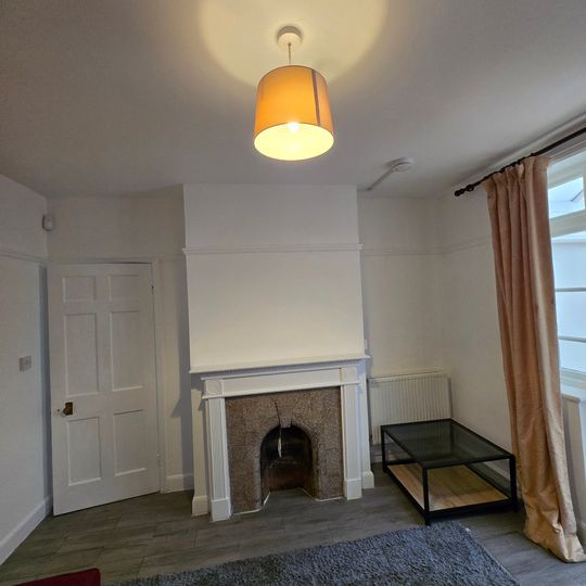 5 bed house to rent in Larkman Lane, Norwich, Norfolk - Photo 1