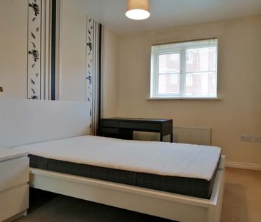 2 Bed Flat, Signet Square, CV2 - Photo 3