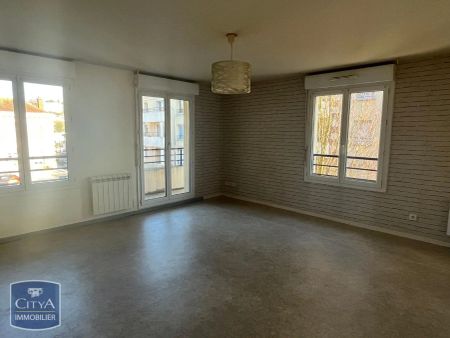 Appartement à louer 3 pièces 70.33m² - Photo 2