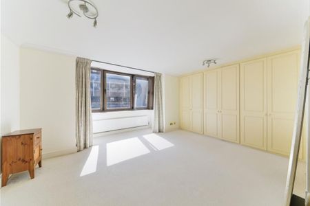3 Bed Flat, Cumberland Mills Square, E14 - Photo 3
