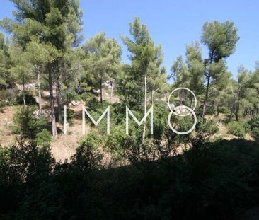 Location Appartement 4 pièces 81m² MARSEILLE 8ème - Photo 5