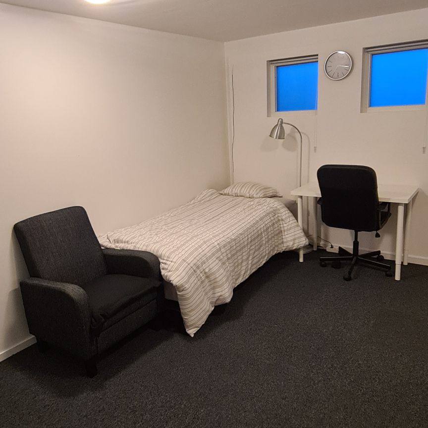 Ekorrvägen, Märsta - Photo 1