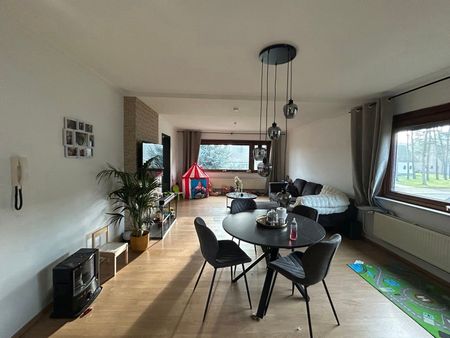Appartement te huur - Foto 2