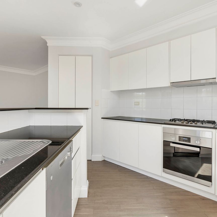 31/21-25 Waratah Street, Rushcutters Bay NSW 2011 - Apartment For Rent | Domain - Photo 1