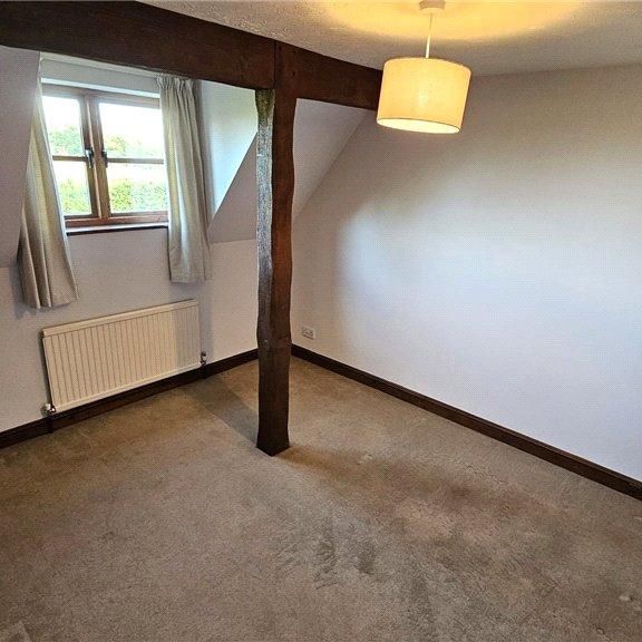 5 bedroom detached house to rent - Photo 1