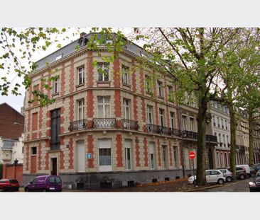 Appartement à Louer à LILLE 793 € - Photo 6