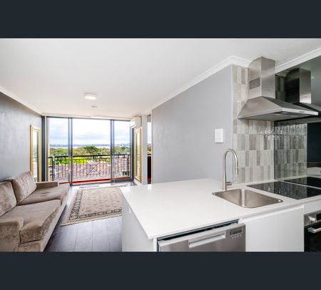 32/16 Hensman Street, Perth, WA 6000 - Photo 4