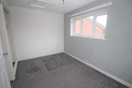 Greenfield Way, Preston - Photo 3