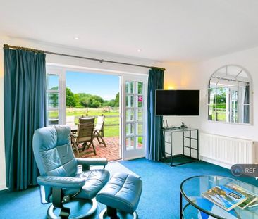 1 bedroom semi-detached house to rent - Photo 4