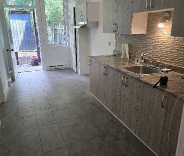 beau grand 5.5 cour privee,, renove centre-ville st-jean-sur-richelieu - Photo 3