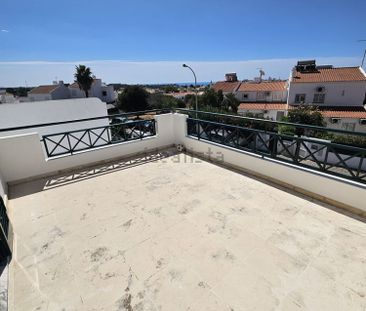 Moradia geminada em Albufeira, Albufeira e Olhos de Água - Photo 4
