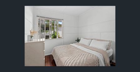 Convenient Living in a Premium Location - Photo 5