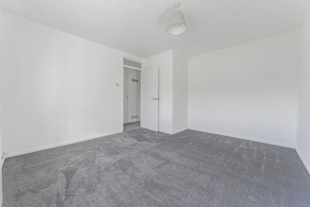 1 bedroom maisonette to rent - Photo 4