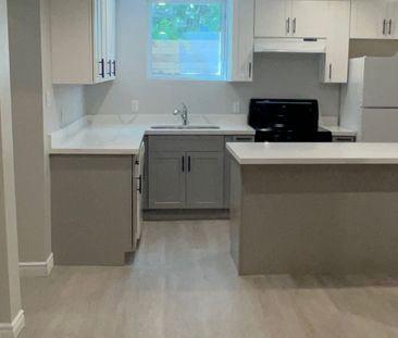 For Lease - 30 Glenbrook Drive Unit# B, Guelph, Ontario - Photo 4