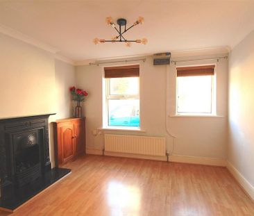 2 bedroom end of terrace house to rent - Photo 6