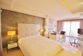 Luxury 2 bedrooms Penthouse Duplex for rent in Nueva Andalucia