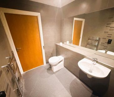 2 bedroom apartment to rent - Photo 6