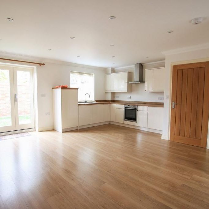 1 bedroom end of terrace house to rent - Photo 1