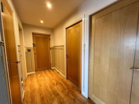 Carrfield, Hyde, SK14 4GH - Photo 5