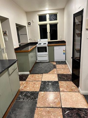 2 Bedroom 1 bathroom - Photo 5