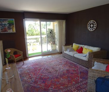 Location Appartement 4 pièces 74m² MONTPELLIER 34000 - Photo 2