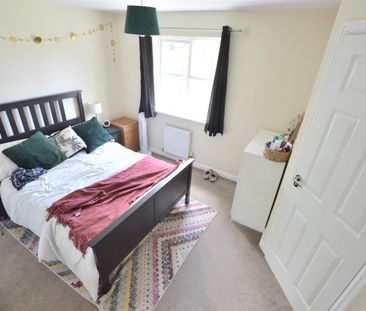 3 bedroom house - semi-detached to rent - Photo 6