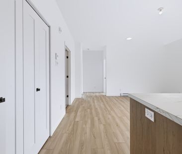1881 rue Martin Nicolet - Photo 4