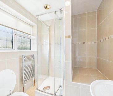 4 bedroom detached house to rent - Photo 1