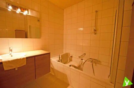 Comfortabel appartement met garage in het centrum van Eeklo! - foto 3