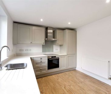 Recently refurbished 2 bedroom end of terrace house in Grade II listed building in the heart of Brenchley village - Photo 5