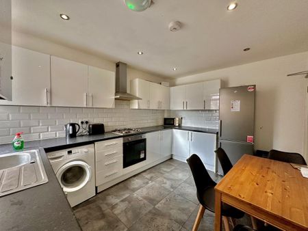 5 bedroom house share to rent - Photo 5
