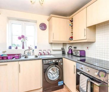 2 bedroom flat to rent - Photo 4
